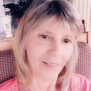 Meet your Posher, Kaye